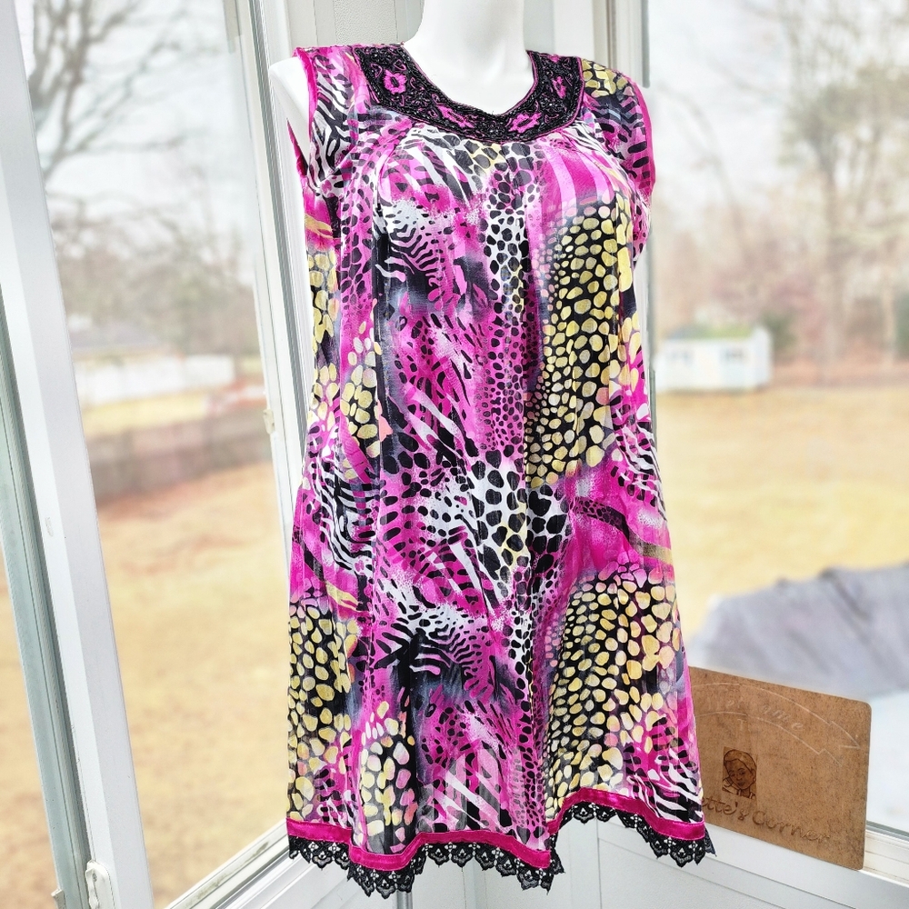 Pink & Blavk Colorful Animal Print Pleated Swing Dress